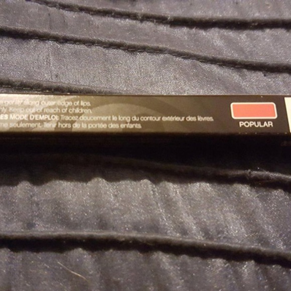 Younique Lot - Picture 5 of 8